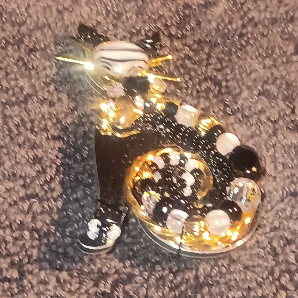 Liztech Silver And Crystal Pin - Picture 4 of 16